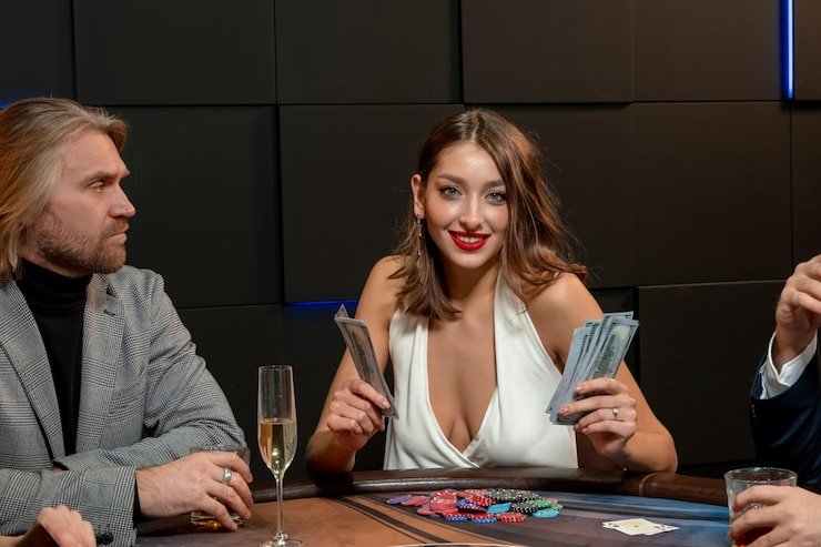 Kartu fitur kerabatslot untuk hiburan dewasa